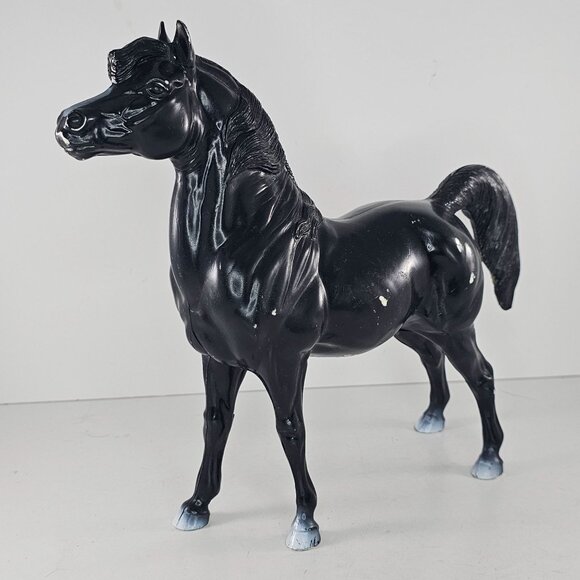 Hartland Regal Arabian Horse Black AS IS FLAWS - Picture 2 of 13